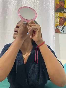 zaracollins01 online show from 11/30/25, 03:40