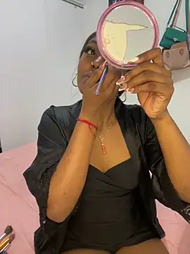 zaracollins01 online show from 02/17/26, 09:34