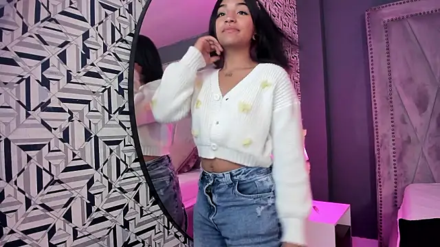 Manelyk evanss  online show from 02/13/26, 04:18