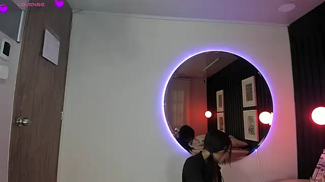 Manelyk evanss  online show from 04/14/26, 04:56