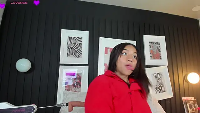 Manelyk evanss  online show from 02/17/26, 04:59