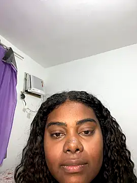 Snapshot of LunaSthena chatting on 09/21/25, 03:22 LunaSthena online show from 09/21/25, 03:22