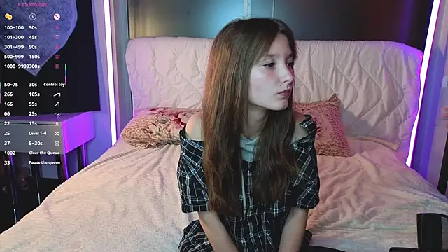 DongMolt online show from 09/18/25, 05:16