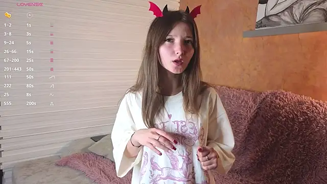 DongMolt online show from 10/31/25, 07:43