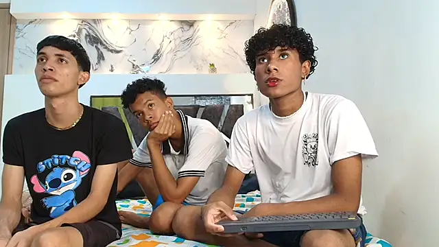 LONDON BOYS1 online show from 10/11/25, 02:34
