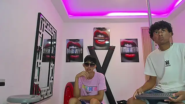 LONDON BOYS1 online show from 09/12/25, 07:19