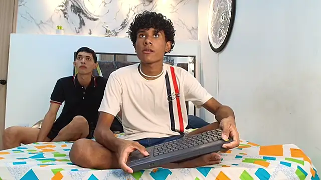 LONDON BOYS1 online show from 10/10/25, 01:17