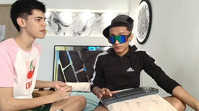 Snapshot of YOUNGS_GUYS chatting on 09/18/25, 07:17 YOUNGS GUYS online show from 09/18/25, 07:17