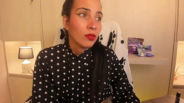 LexxaQueen online show from 02/11/26, 04:01