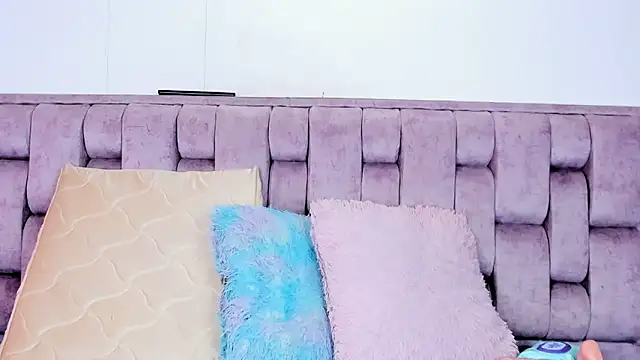 Alexa-Hunter online show from 03/15/26, 09:44