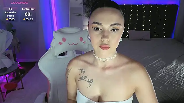 Snapshot of Leri_Star chatting on 06/21/26, 01:17 Leri Star online show from 06/21/26, 01:17