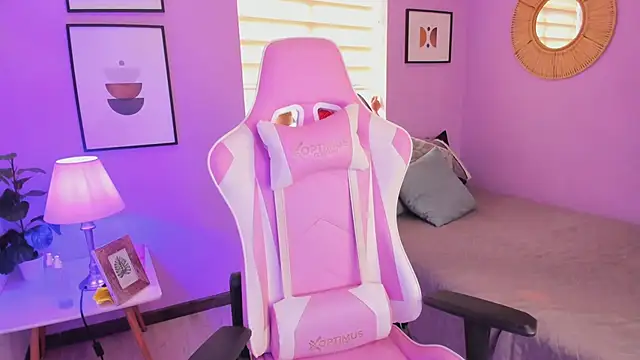 Ema wett online show from 12/03/25, 07:46