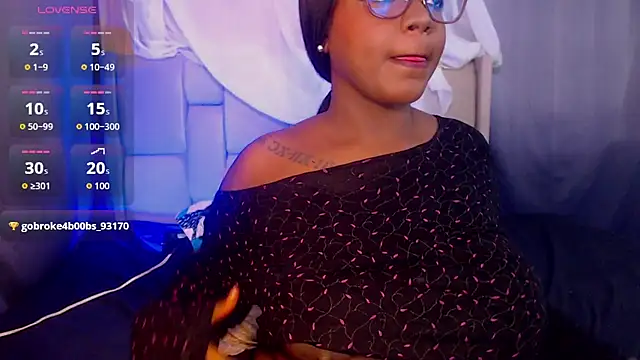 Mimi Gil online show from 02/14/26, 01:22