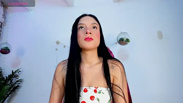 violet 77711 online show from 03/09/26, 10:02