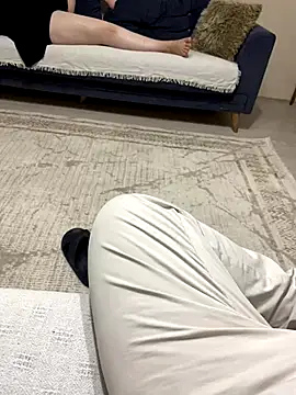 banuemre28 online show from 09/25/25, 08:37