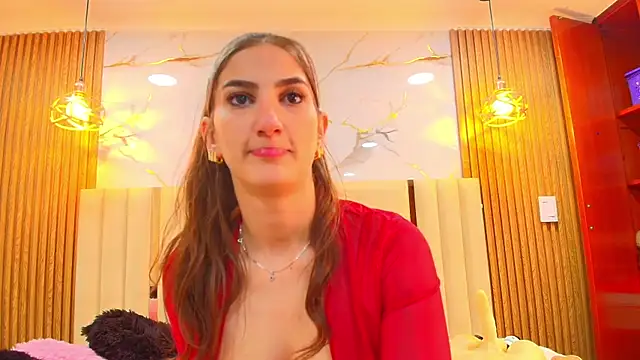 Dafne castro  online show from 05/26/26, 07:34