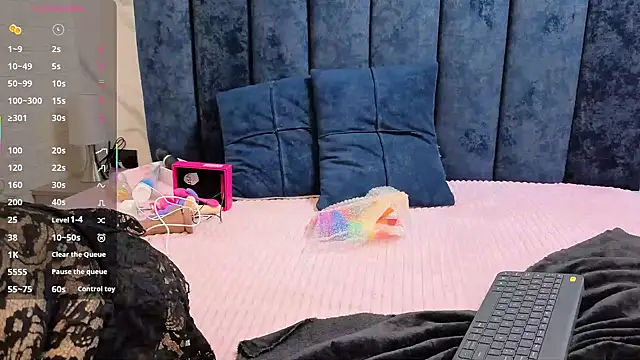 Snapshot of yunkeyc chatting on 11/29/25, 03:17 yunkeyc online show from 11/29/25, 03:17