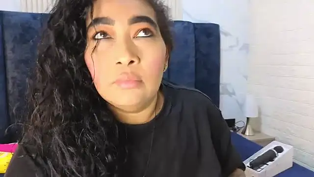 Snapshot of yunkeyc chatting on 11/09/25, 02:37 yunkeyc online show from 11/09/25, 02:37