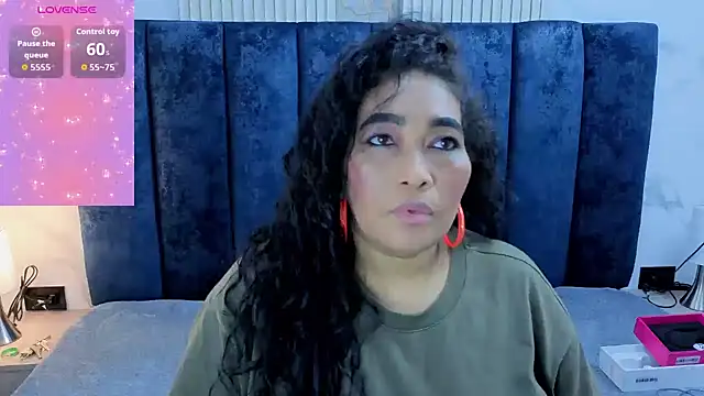 Snapshot of yunkeyc chatting on 11/25/25, 02:34 yunkeyc online show from 11/25/25, 02:34