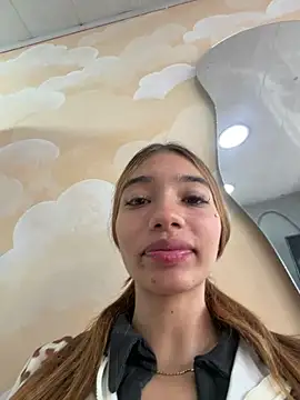 Sophia Queen03 online show from 03/12/26, 08:02