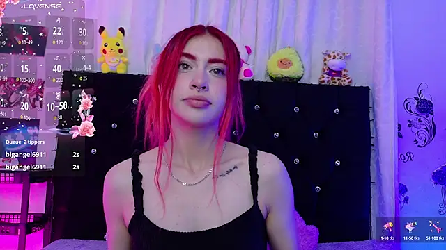 Snapshot of lizz_bela1 chatting on 09/17/25, 08:33 lizz bela1 online show from 09/17/25, 08:33
