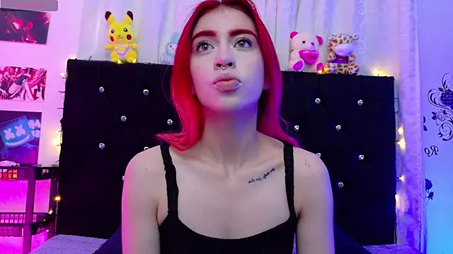 Snapshot of lizz_bela1 chatting on 09/21/25, 10:04 lizz bela1 online show from 09/21/25, 10:04