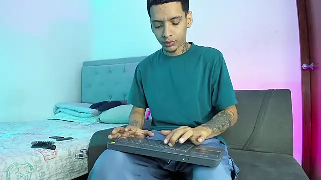 twinkDuohot online show from 04/07/26, 10:11