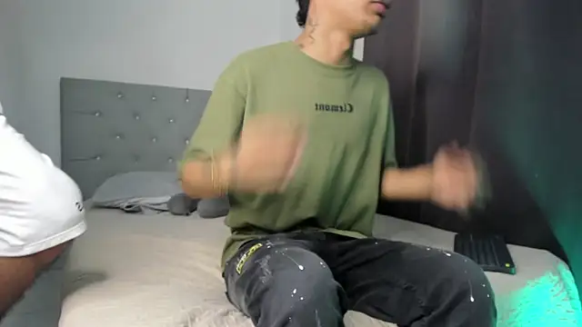 twinkDuohot online show from 12/04/25, 06:01