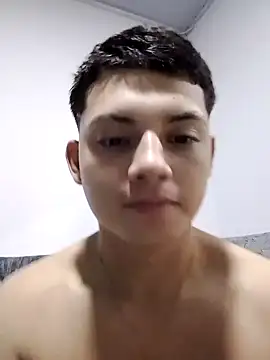 Snapshot of tony_and_katy chatting on 09/19/25, 03:32 tony and katy online show from 09/19/25, 03:32