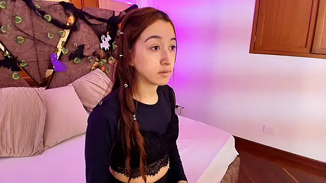 Snapshot of alaska__williams__ chatting on 10/24/25, 11:04 alaska williams online show from 10/24/25, 11:04