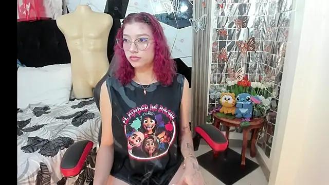 sophia arevalo online show from 03/29/26, 04:14