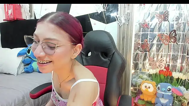 sophia arevalo online show from 03/25/26, 03:28