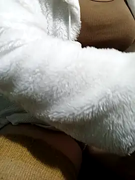 Snapshot of Tasu774 chatting on 11/26/25, 10:15 Tasu774 online show from 11/26/25, 10:15