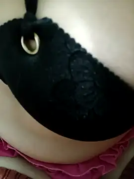 Snapshot of Tasu774 chatting on 11/01/25, 09:19 Tasu774 online show from 11/01/25, 09:19