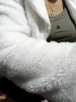 Snapshot of Tasu774 chatting on 01/09/26, 07:37 Tasu774 online show from 01/09/26, 07:37