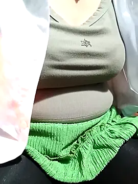 Snapshot of Tasu774 chatting on 02/10/26, 02:10 Tasu774 online show from 02/10/26, 02:10