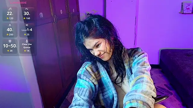 emycarver09 online show from 10/26/25, 01:39