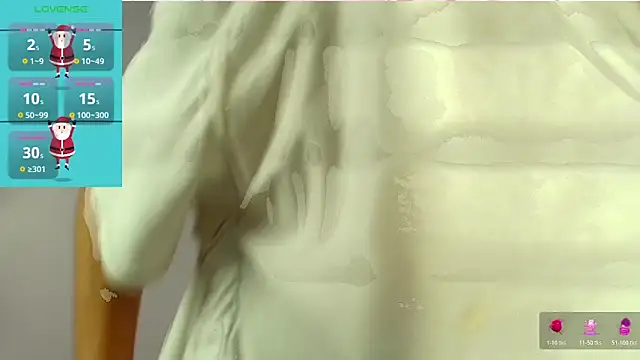 emycarver09 online show from 01/12/26, 11:17