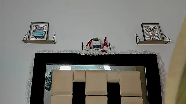 emycarver09 online show from 02/01/26, 11:30