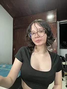 sukubo   online show from 11/14/25, 04:49