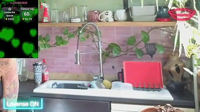 xl uk top trans online show from 04/09/26, 12:00