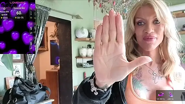 xl uk top trans online show from 03/23/26, 11:32