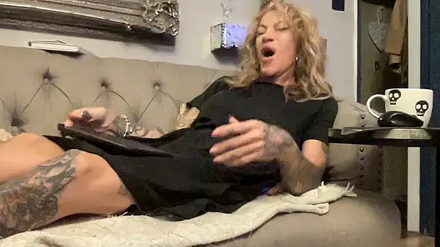 xl uk top trans online show from 07/18/26, 06:22