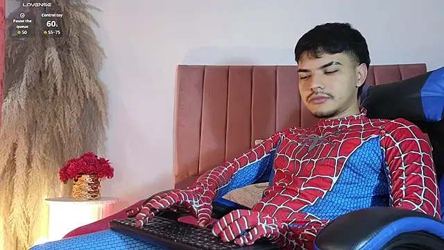 Snowlann online show from 10/29/25, 01:10