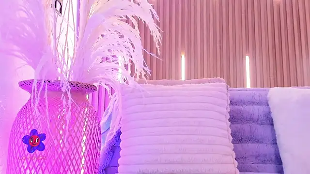 ArianaSantana online show from 11/14/25, 12:53