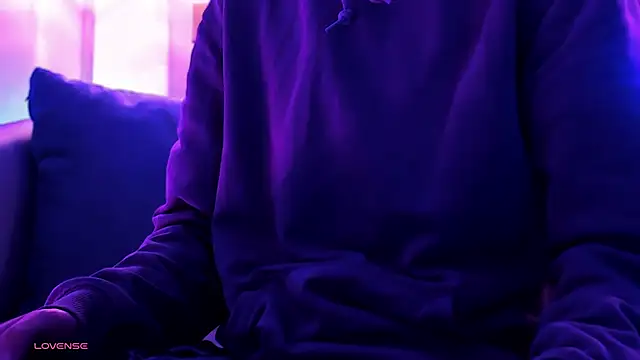 ArianaSantana online show from 10/28/25, 12:48