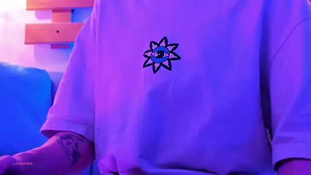 ArianaSantana online show from 10/22/25, 12:37