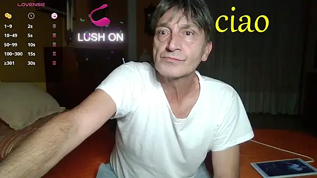 lattediyak online show from 10/27/25, 12:00