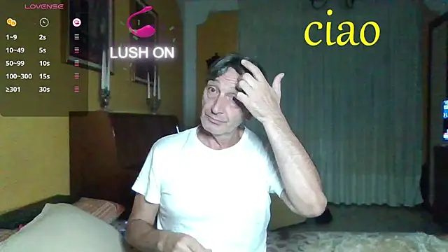 Snapshot of lattediyak chatting on 09/27/25, 01:12 lattediyak online show from 09/27/25, 01:12