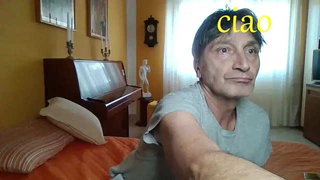 lattediyak online show from 10/27/25, 12:50